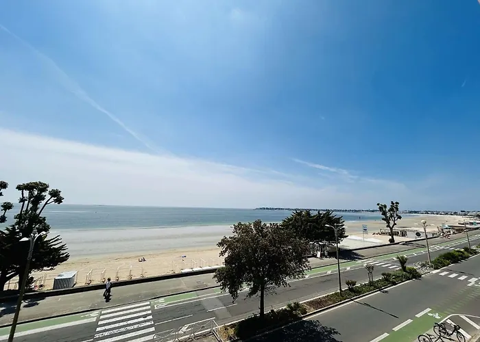 Lb513-001 - Face - 2 Pièces Cabine-4 Couchages - Traversant - *