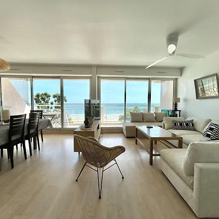 Lb513-001 - Face - 2 Pieces Cabine-4 Couchages - Traversant - La Baule-Escoublac