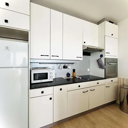 Lb513-001 - Face - 2 Pieces Cabine-4 Couchages - Traversant - *