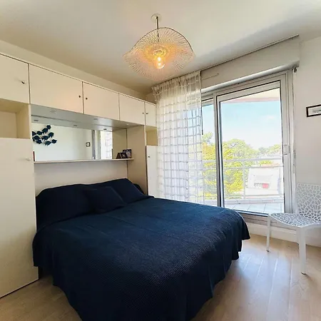 Lb513-001 - Face - 2 Pieces Cabine-4 Couchages - Traversant - * La Baule-Escoublac