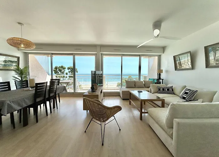 Lb513-001 - Face - 2 Pieces Cabine-4 Couchages - Traversant - La Baule-Escoublac