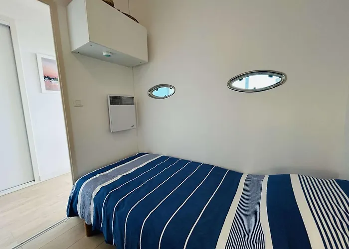 Lb513-001 - Face - 2 Pieces Cabine-4 Couchages - Traversant -